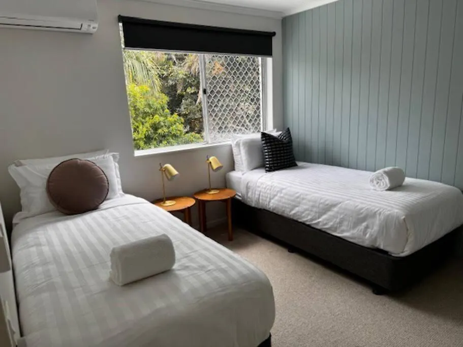 Villa Le Miramar ~ Beautiful Pooch Friendly Home Sunshine Beach Australien