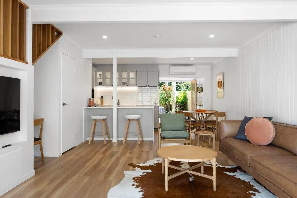 Lägenhet Villa Le Miramar ~ Beautiful Pooch Friendly Home Sunshine Beach Australien